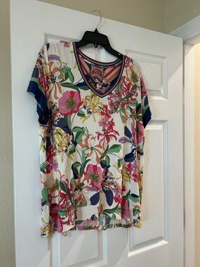 Johnny Was Multicolor Floral V-Neck Short Sleeve Top